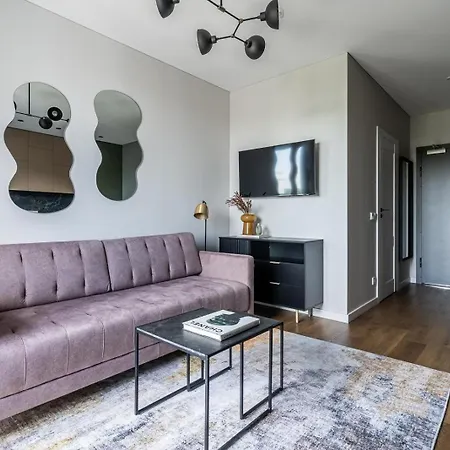 Modern Cozy In Baltupiai Near Ozas Park & Center Appartement